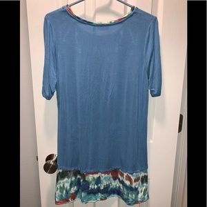 LOGO by Lori Goldstein top